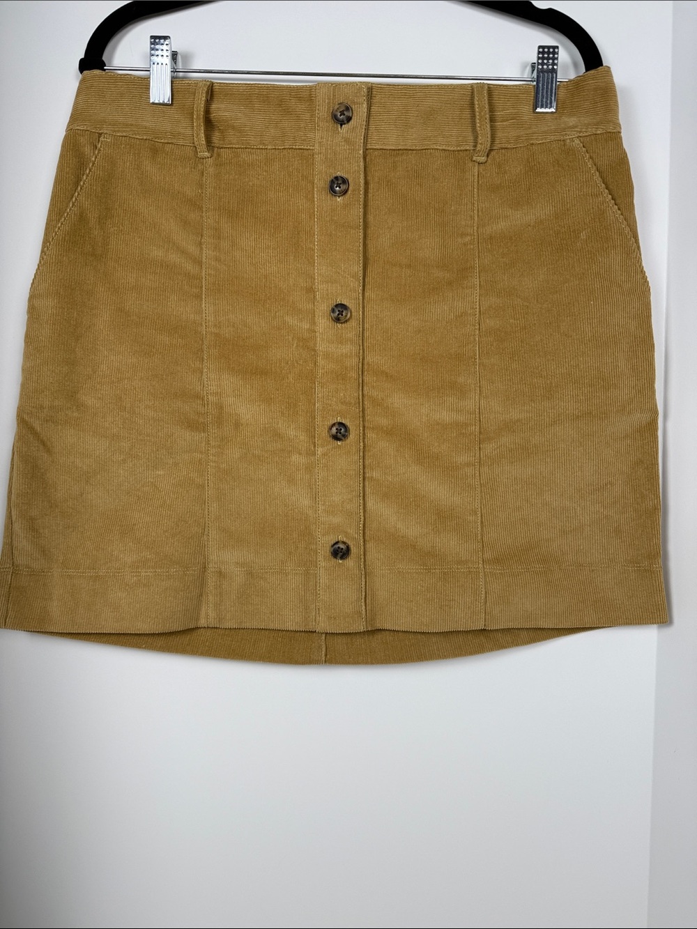 Vineyard Vines Tan Camel Corduroy Button Front A-Line Mini Skirt Size Medium EUC